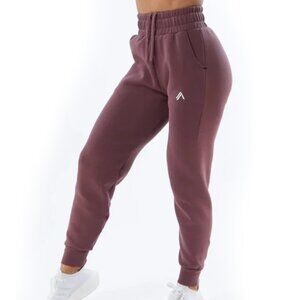 Alphalete ELMTS Cuffed Jogger - Mauve